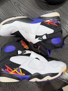 Jordan 8 Retro Three Peat 2015 Sneaker Size 8.5